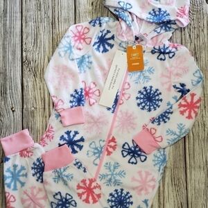 Gymboree Fleece PJs Snowflake Fleece PJs NWT